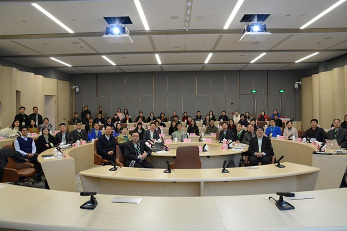 会议现场_副本.jpg